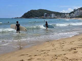 Songjeong Beach