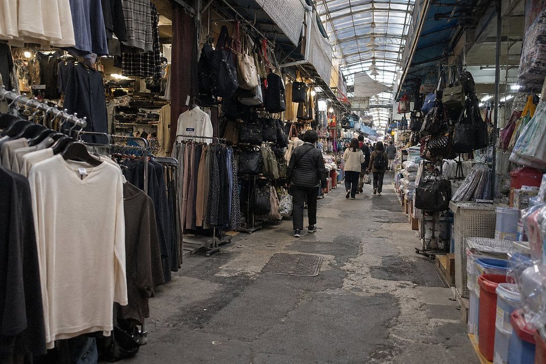 Gukje Market (AI-generated illustrative image)