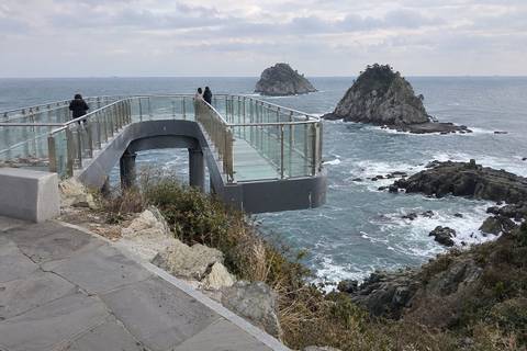 Oryukdo Skywalk