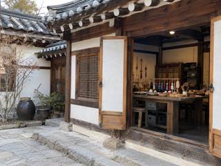 Bukchon Traditional Craft Experience Center