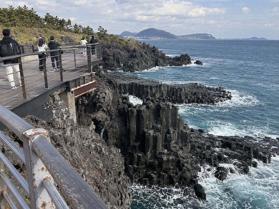 Jeju south and west day tour (AI-generated illustrative image)