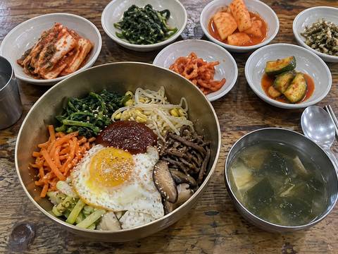 Jeonju food and hanok tour