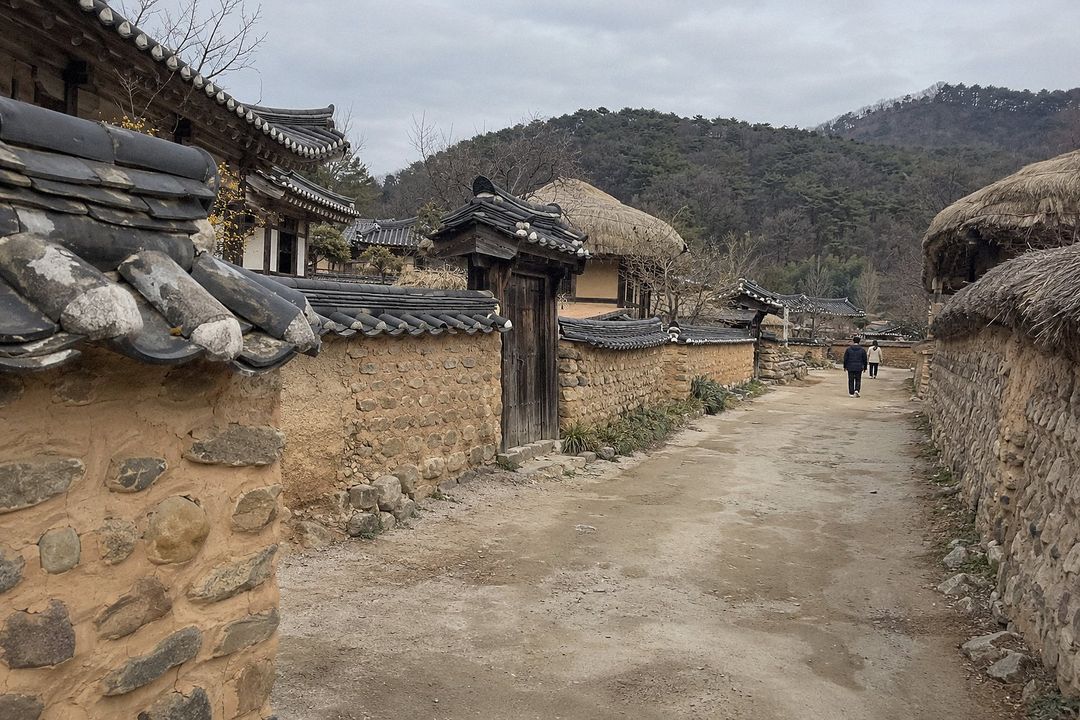 Hahoe Village (AI-generated illustrative image)