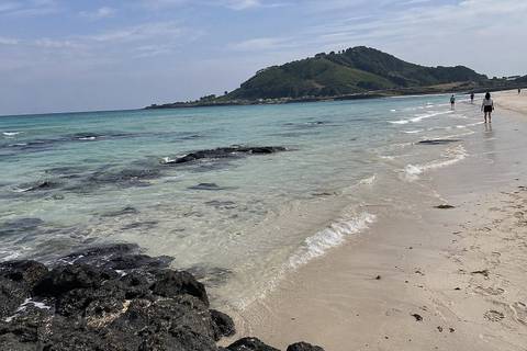 Hamdeok Beach