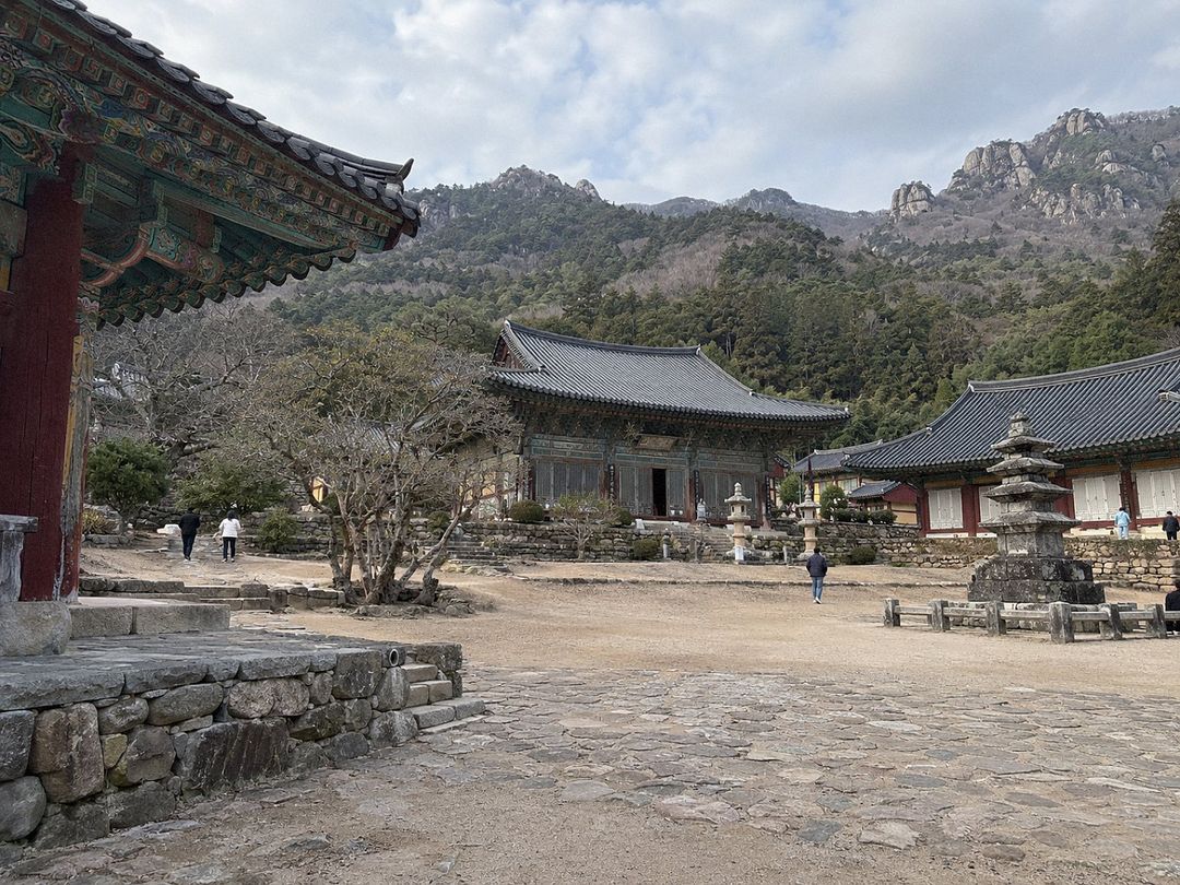 Daeheungsa Temple (AI-generated illustrative image)